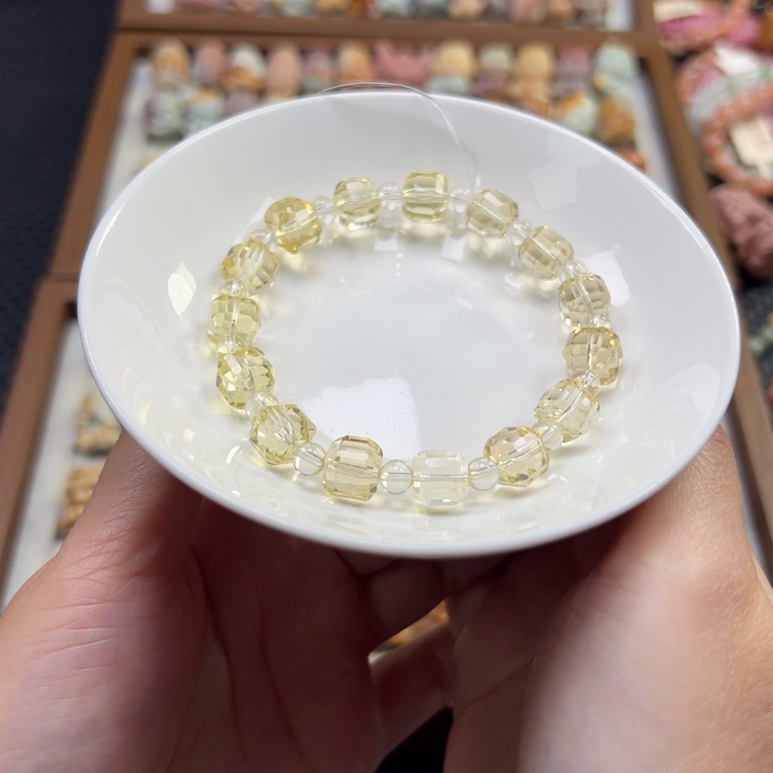 珠宝半成品水晶未镶嵌