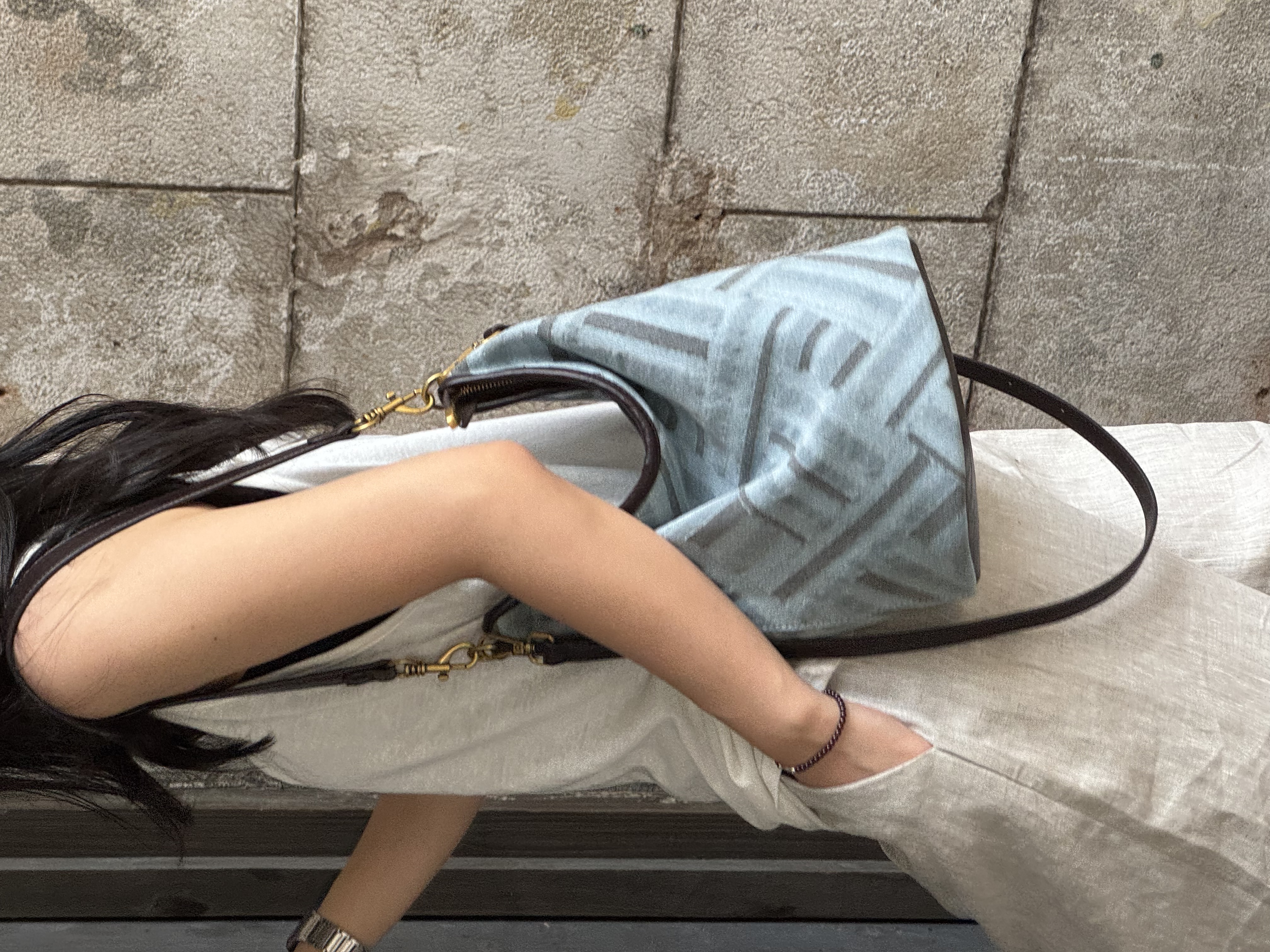 SUWAN小众原创设计拼色款水桶包文艺ins简约时尚单肩斜跨包韩版