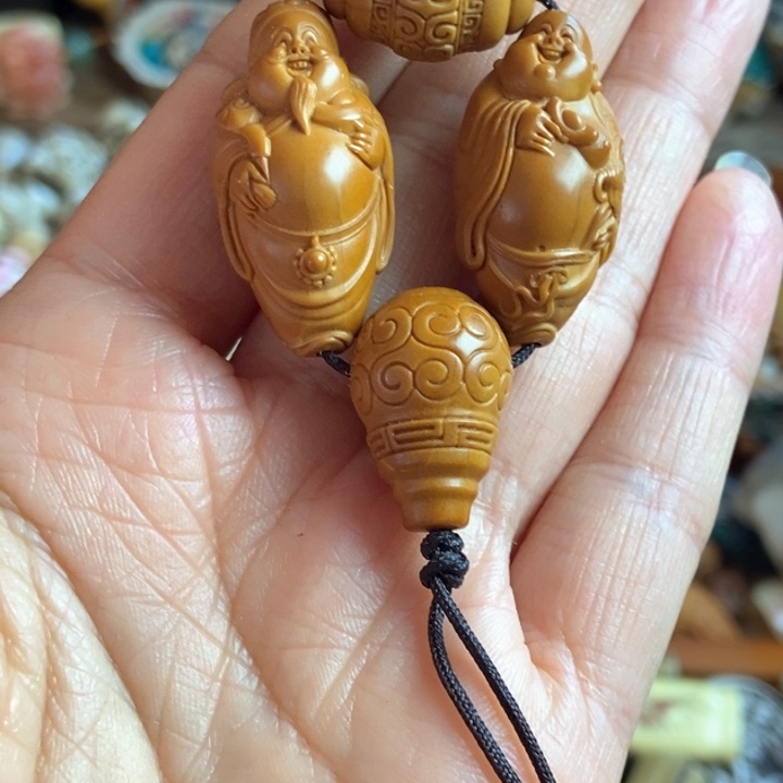 配饰橄榄核雕刻一起一套