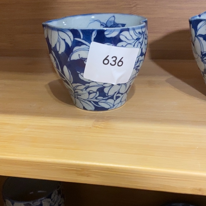 青花瓷景德镇手绘百合花公道