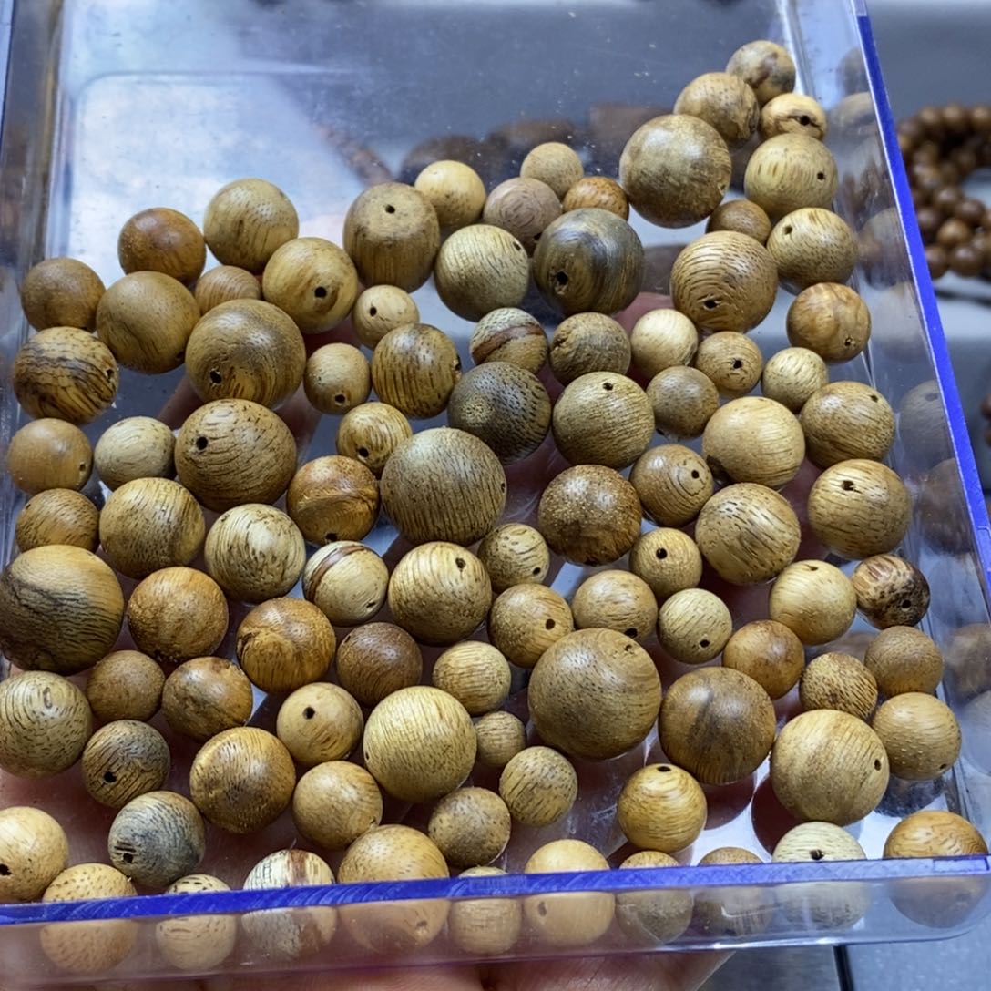 沉香沉香碎屑马来