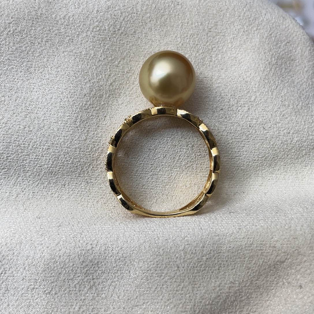 18K金镶嵌海水珍珠戒指金珠
