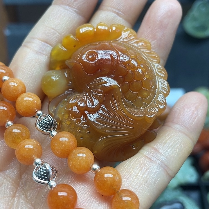 未镶嵌蛇纹石玉颈饰君*