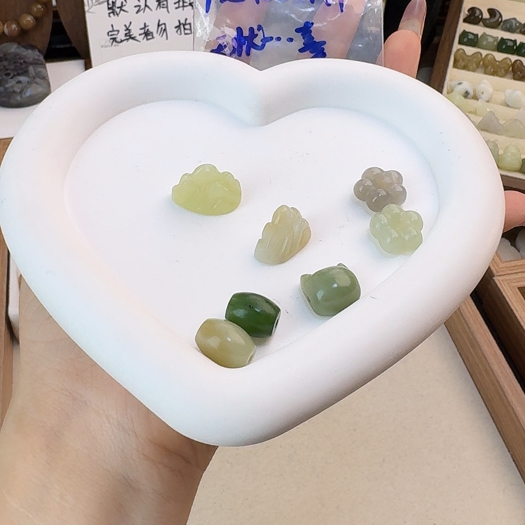 *****和田玉未镶嵌珠宝半成品