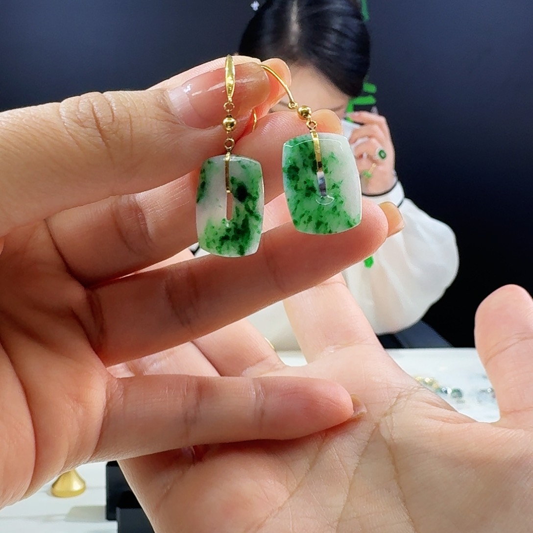 翡翠耳饰18K金镶嵌18k镶嵌