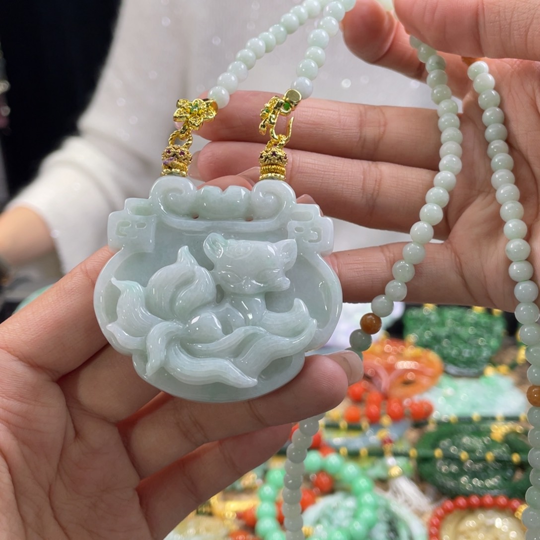 翡翠颈饰未镶嵌代编织