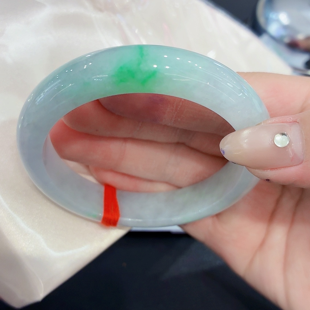 翡翠未镶嵌手镯翡翠57-56圈口