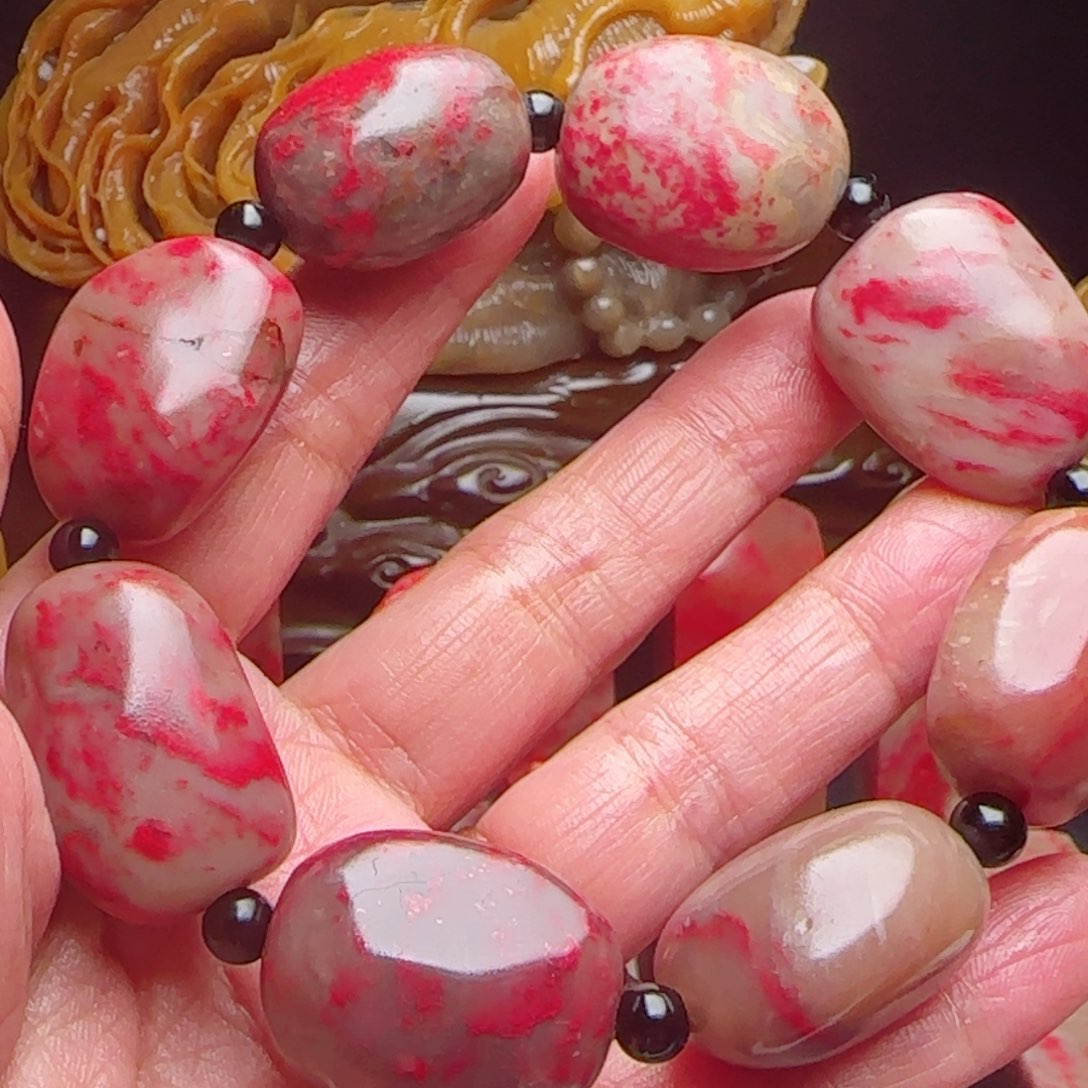 昌化石昌化鸡血石