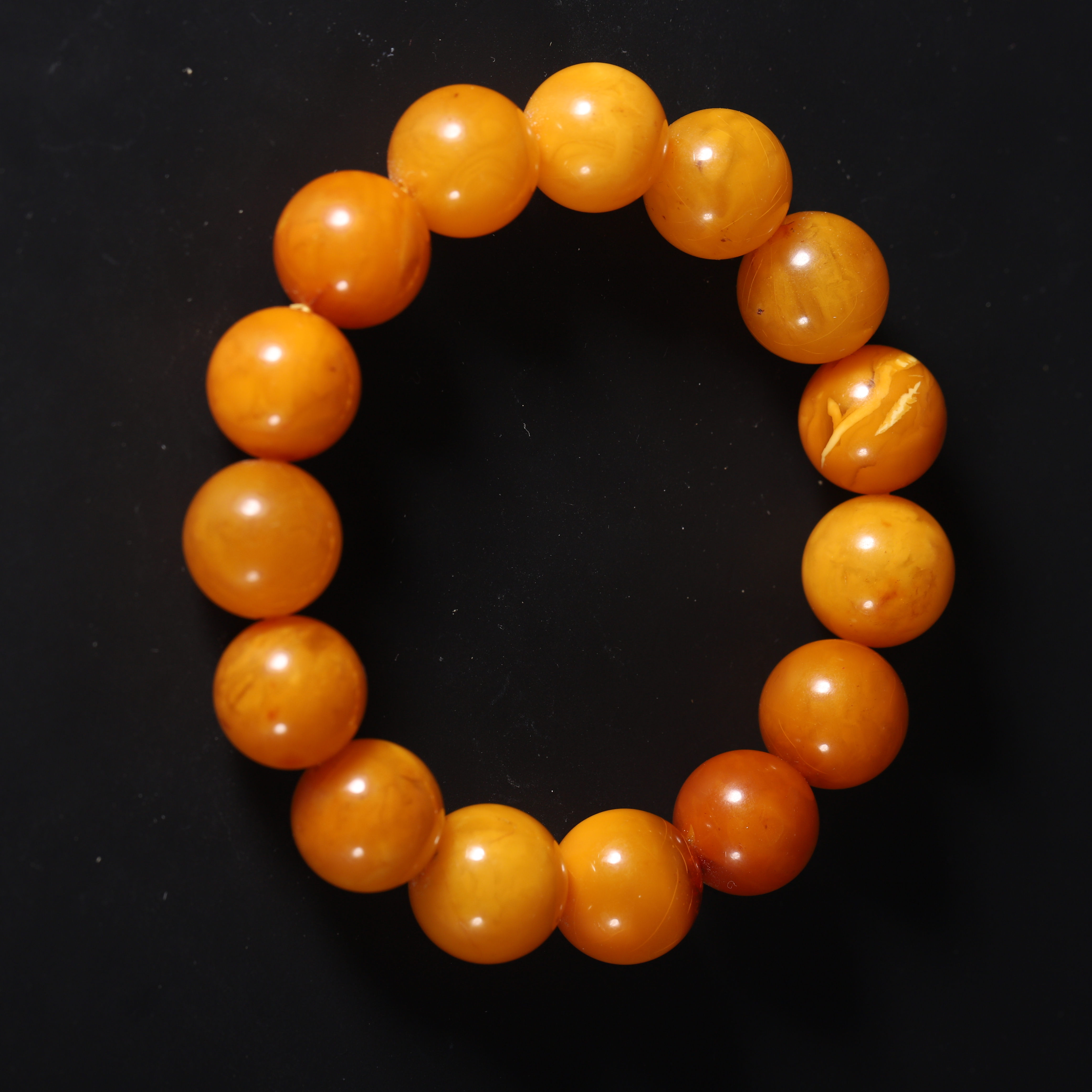 Lot16 民国蜜蜡手串