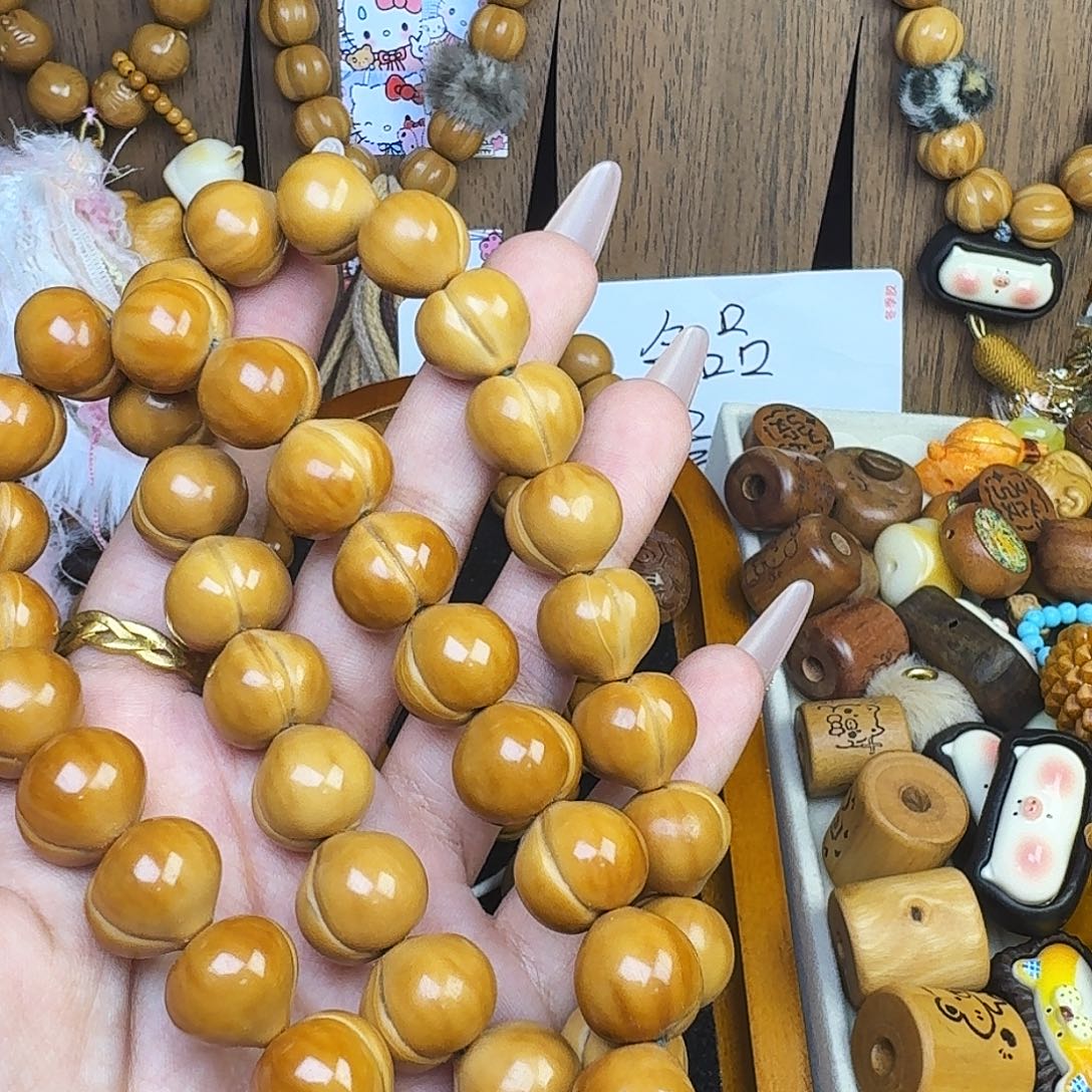 爱***空吊坠猴头核桃屁桃