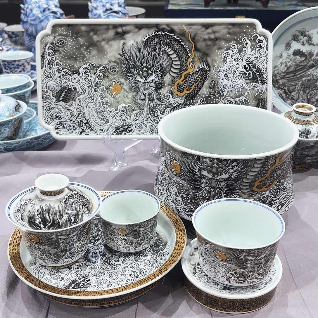 瓷片景德镇瓷器展和