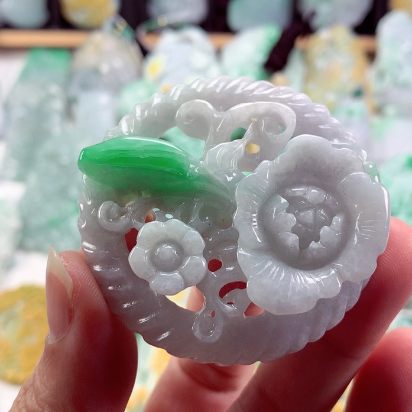 【闪购商品】翡翠吊坠(不含链)未镶嵌