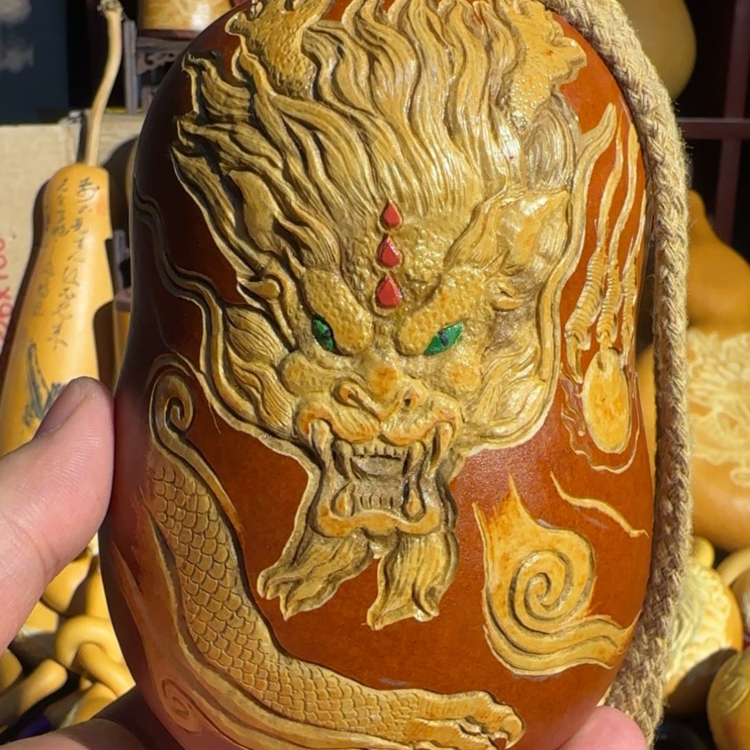 欧****有机玻璃葫芦雕刻龙