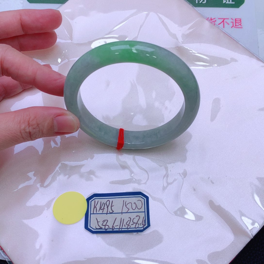 未镶嵌手镯翡翠缅甸翡翠手镯