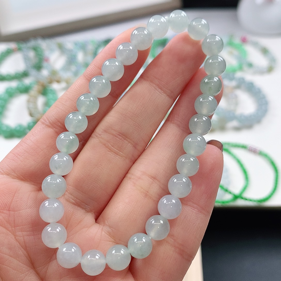 翡翠未镶嵌手链6.8mm