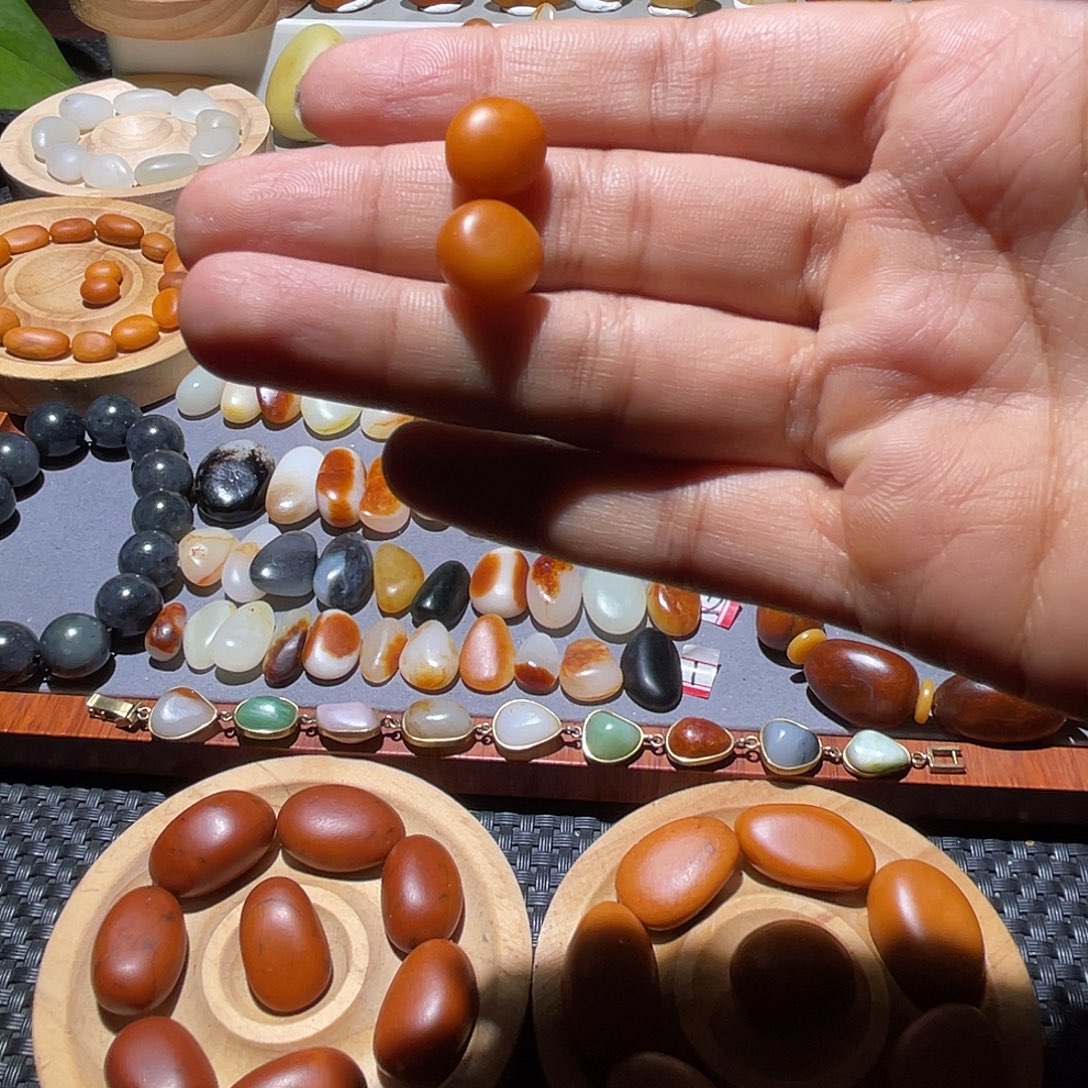 定制和田玉未镶嵌挂件