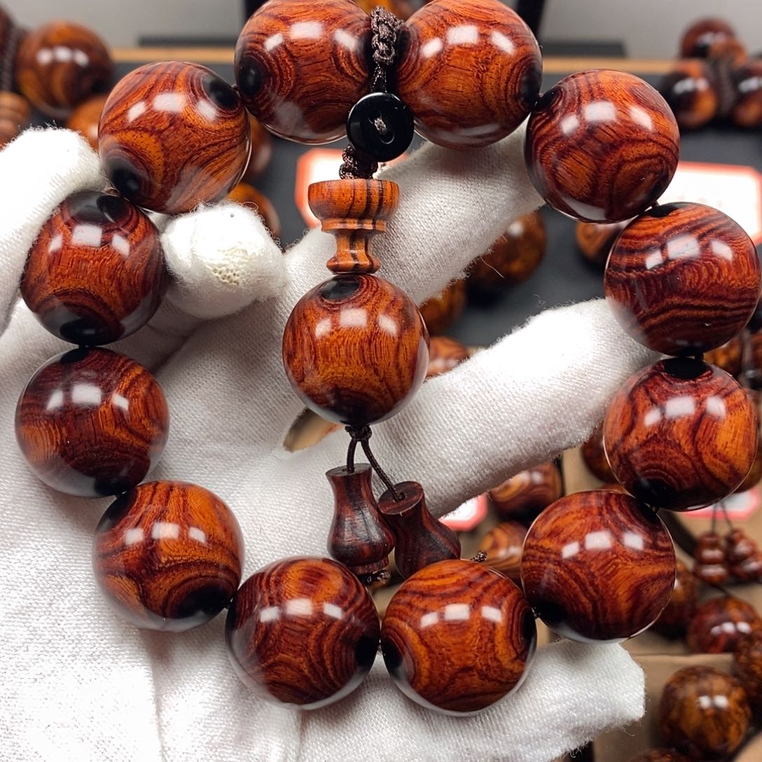 【闪购商品】黄花梨/降香黄檀路*飞2.0对眼鬼脸