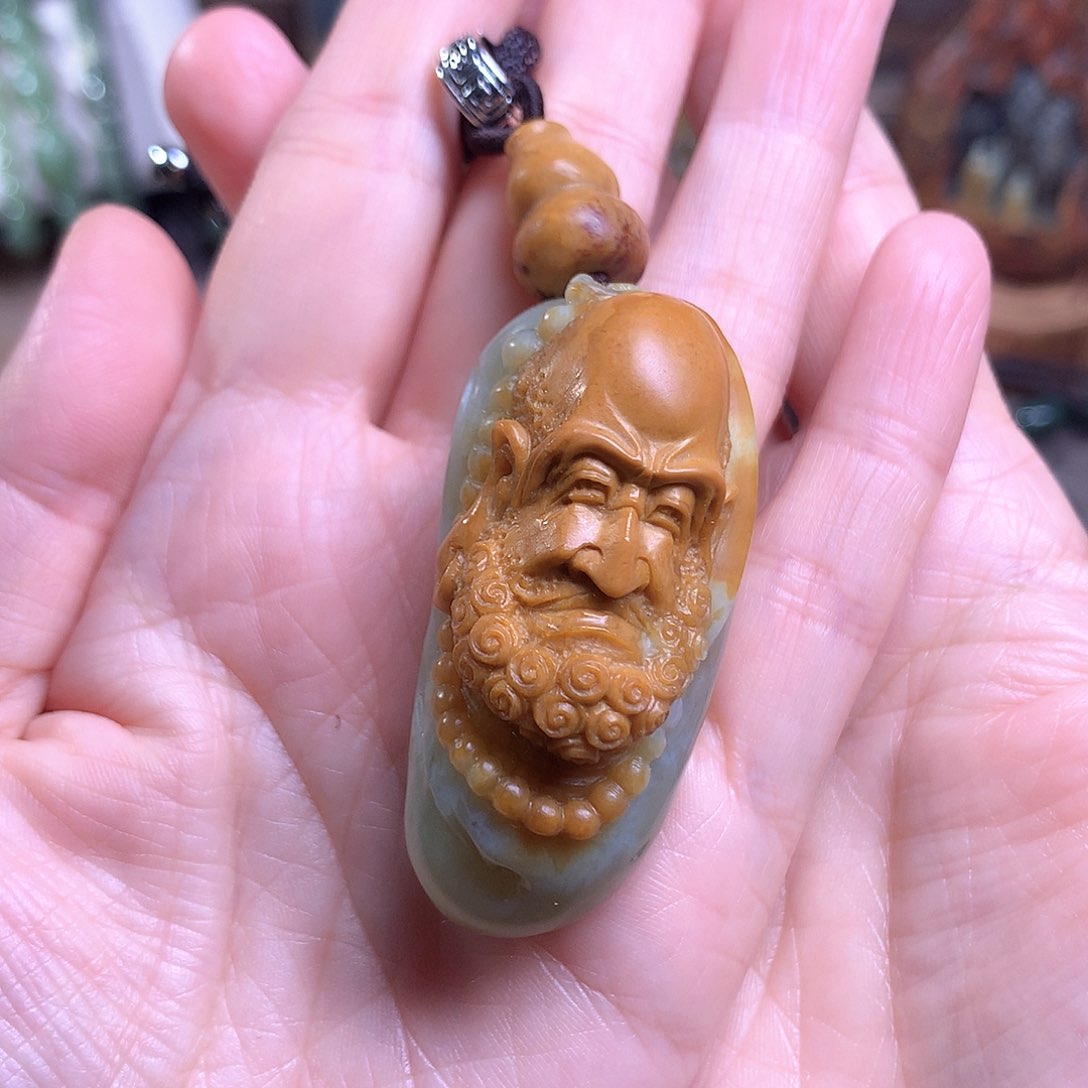 岫岩河磨玉（透闪石质玉）未镶嵌挂件南*