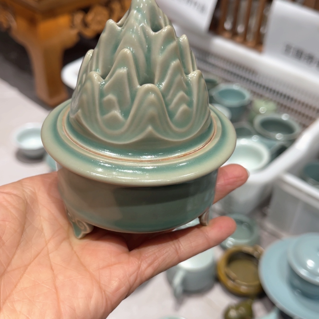 瓷杯子仿古微瑕香薰炉哈哈哈