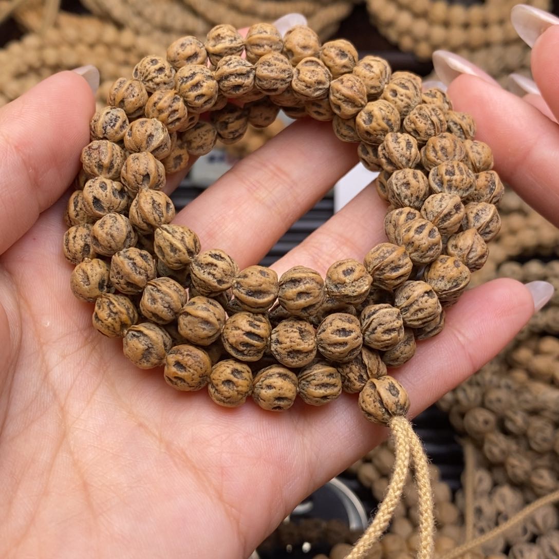 柏香籽/百香籽吊坠心*慌