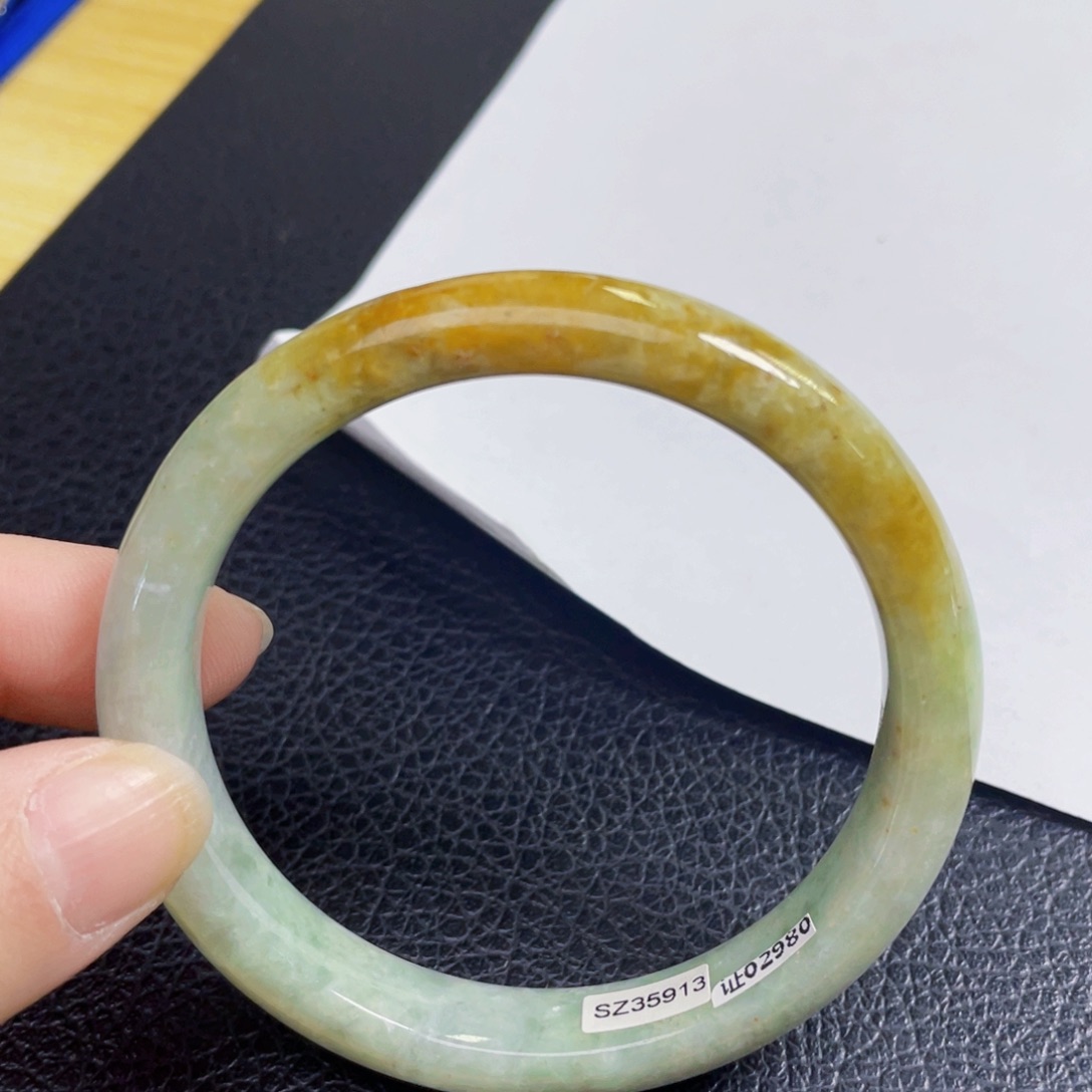 翡翠手镯未镶嵌54 圈默认有纹拍下不退换