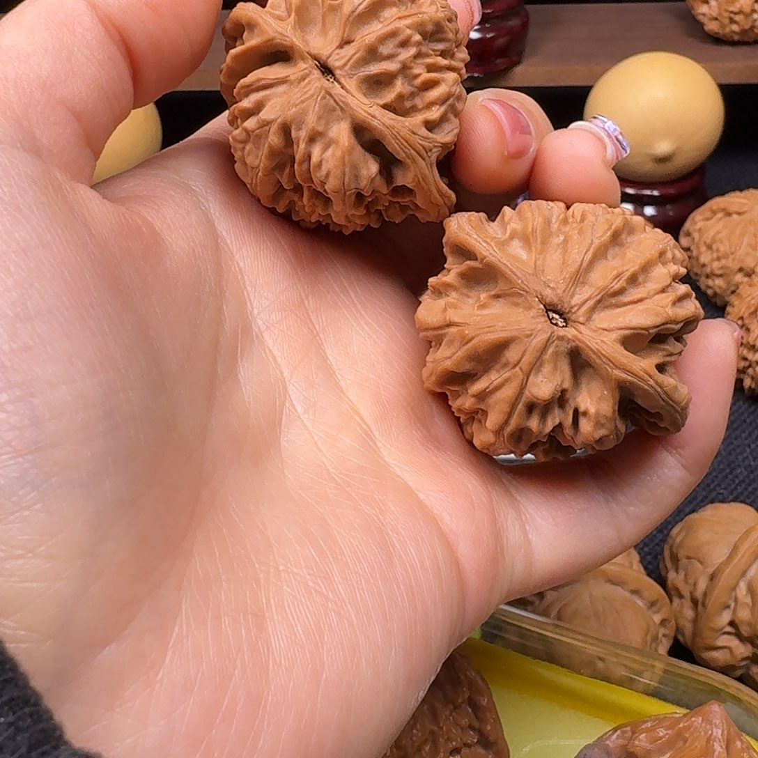 文玩核桃吊坠丷**丶鸡心