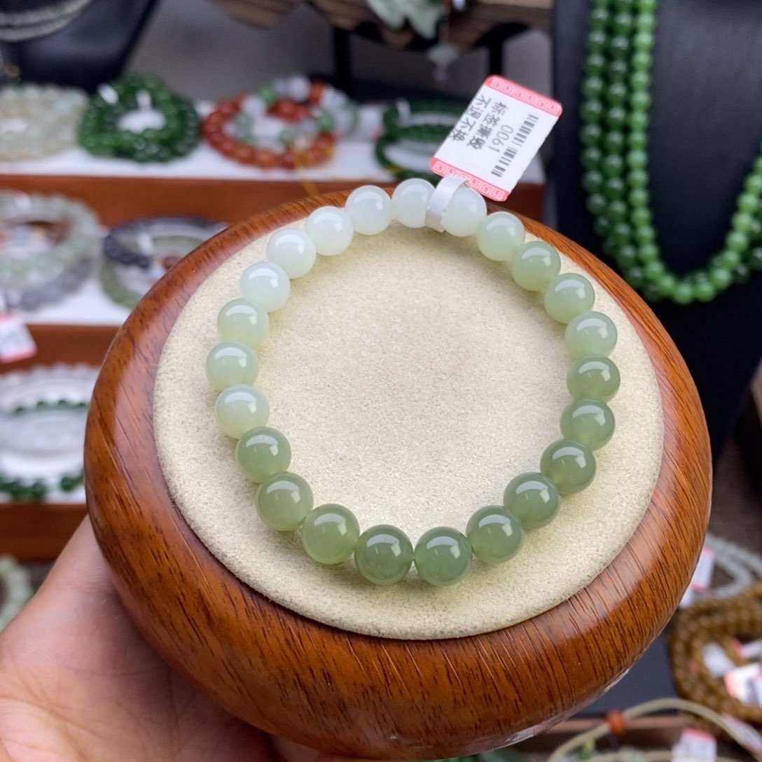 和田玉晴水渐变未镶嵌