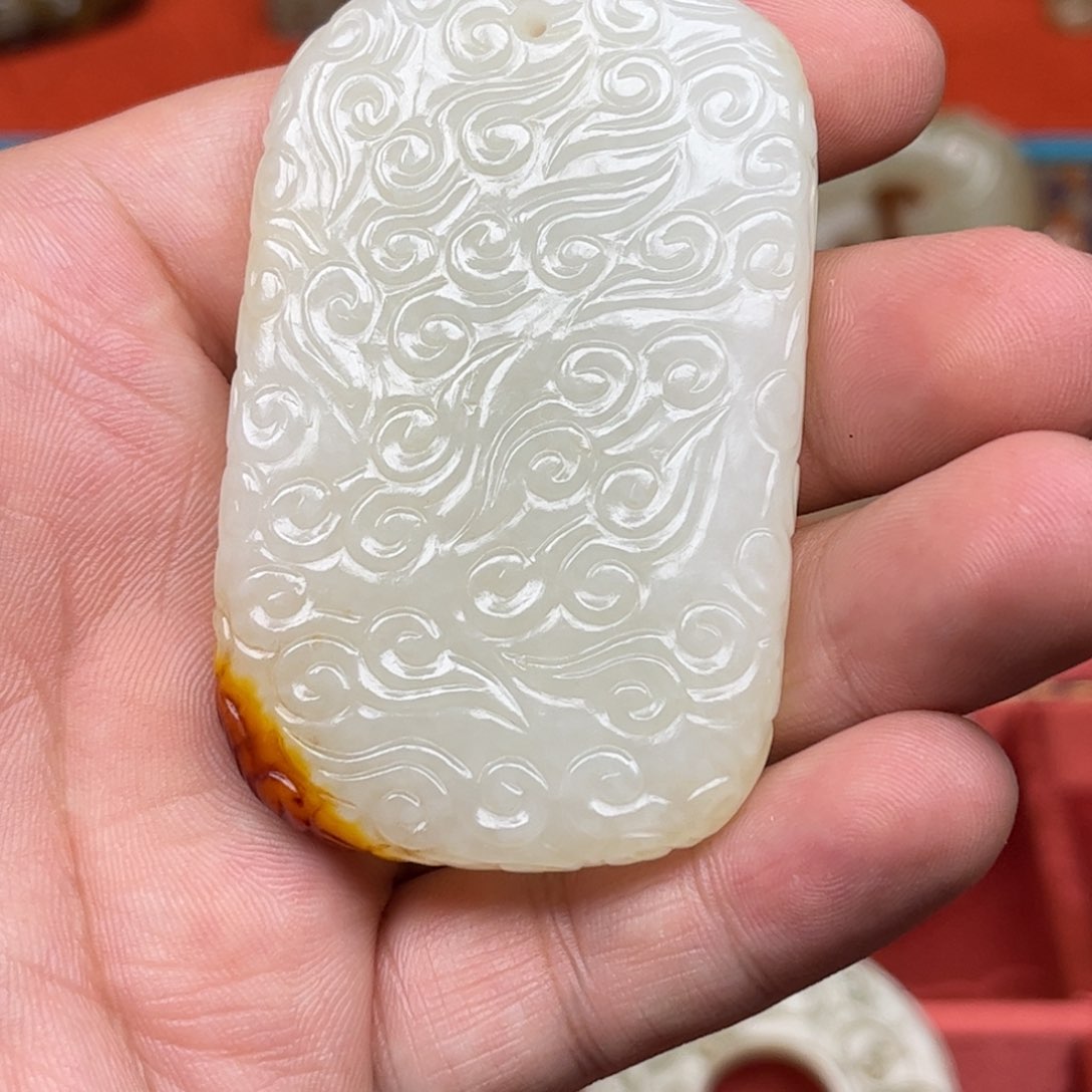 双***感和田玉（糖玉）未镶嵌挂件