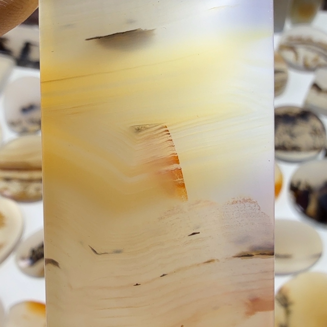 玛瑙/玉髓未镶嵌珠宝半成品