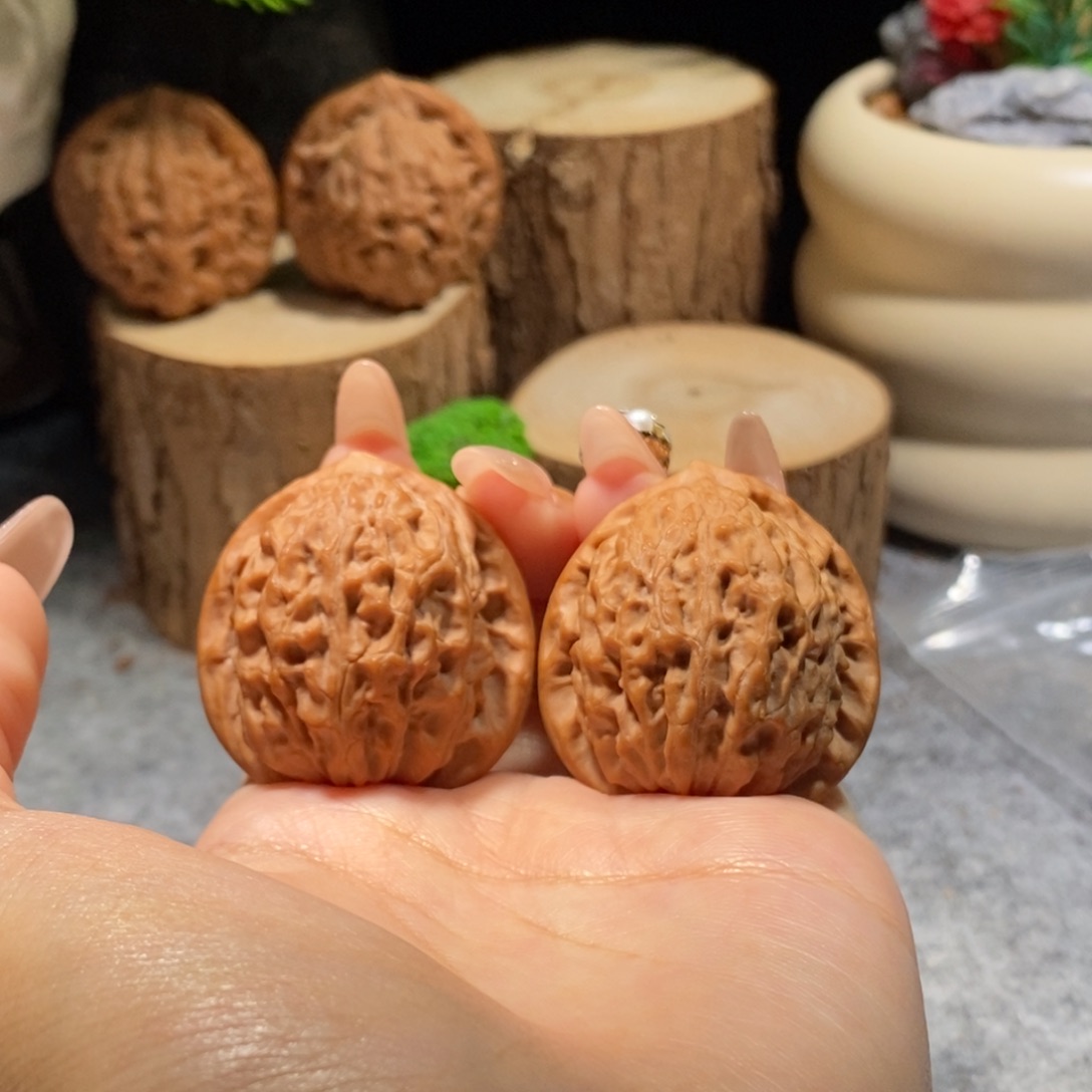 把件核桃全品36金牛