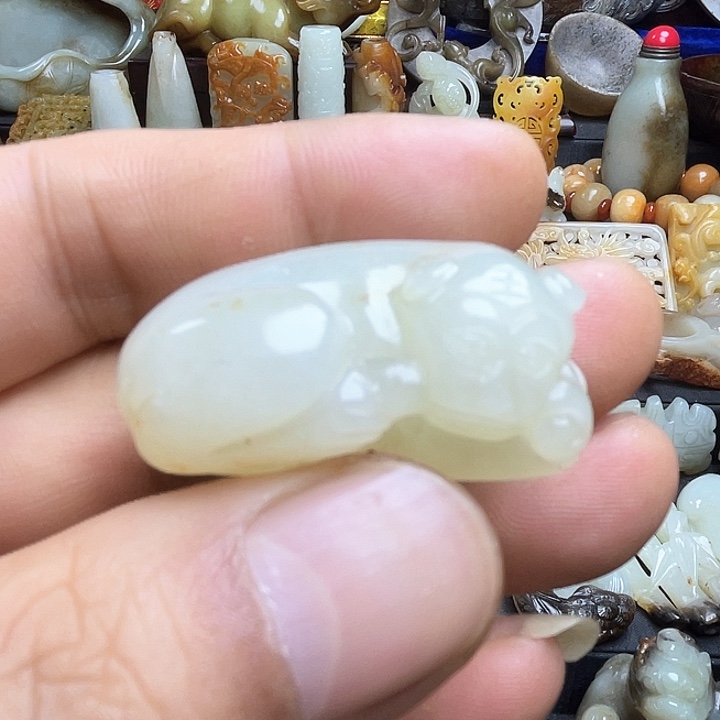 颈饰未镶嵌和田玉