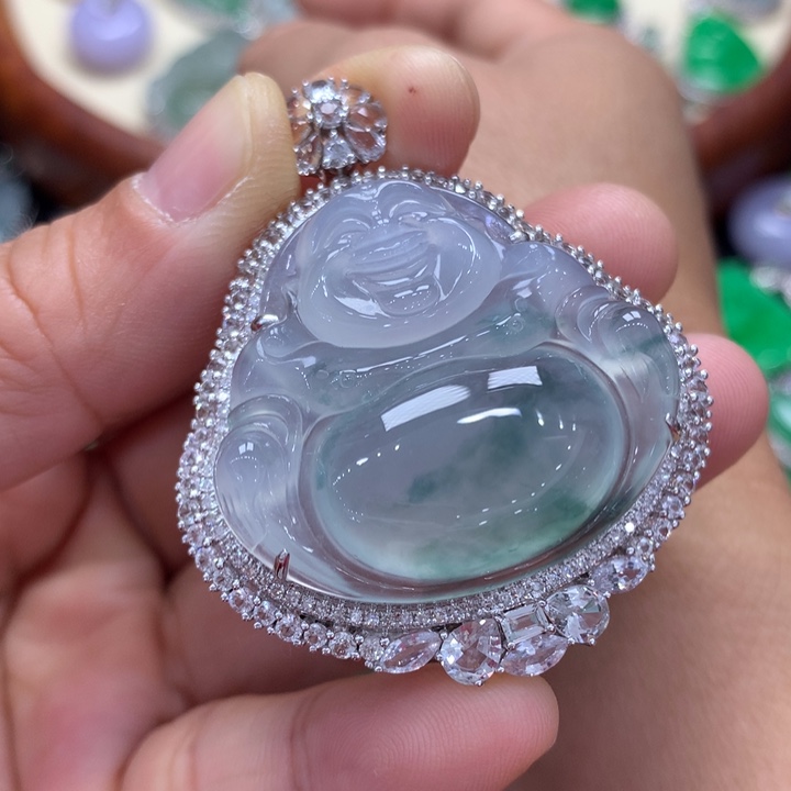 翡翠吊坠(不含链)18K金镶嵌
