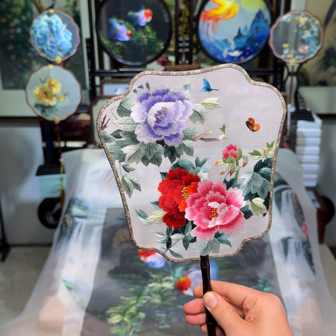 刺绣刺绣工艺精湛