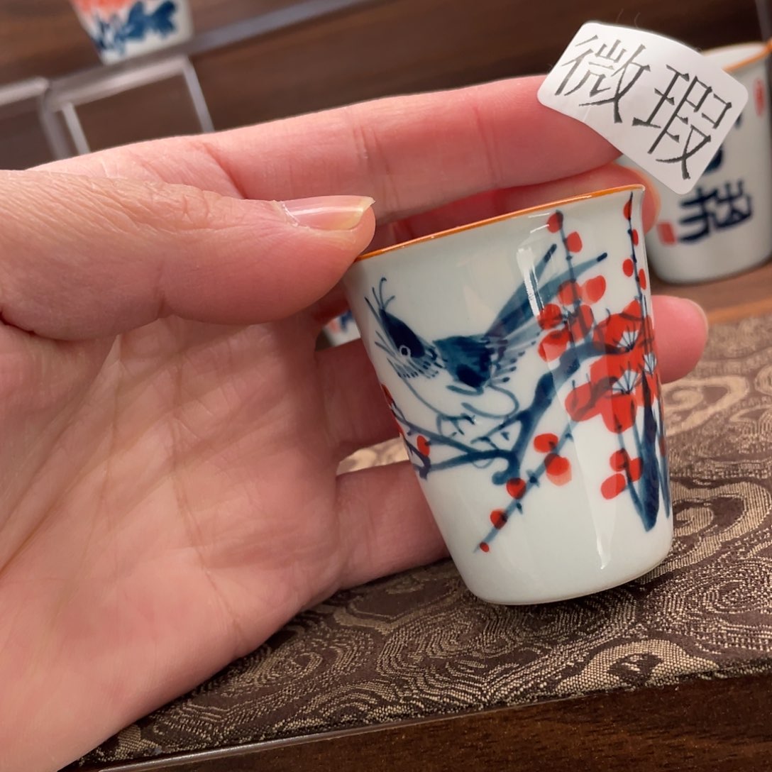 釉下手绘茶具微瑕