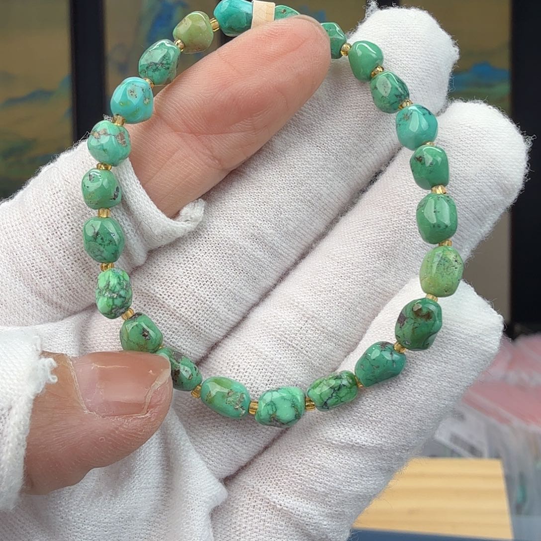 绿松石未镶嵌珠宝奇石