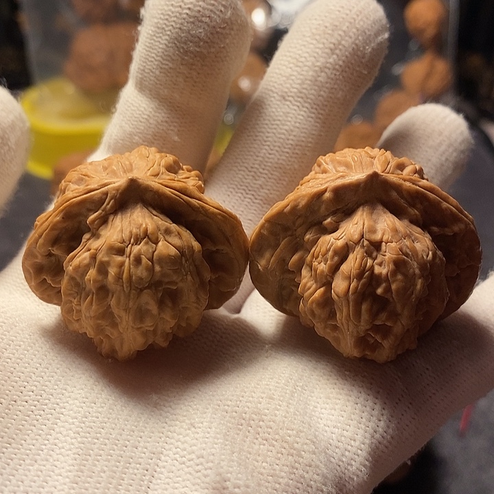 文玩核桃把件38.8野生全品