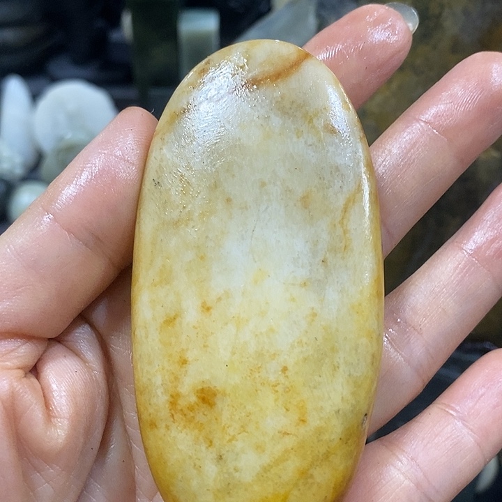 未镶嵌和田玉（糖玉）挂件