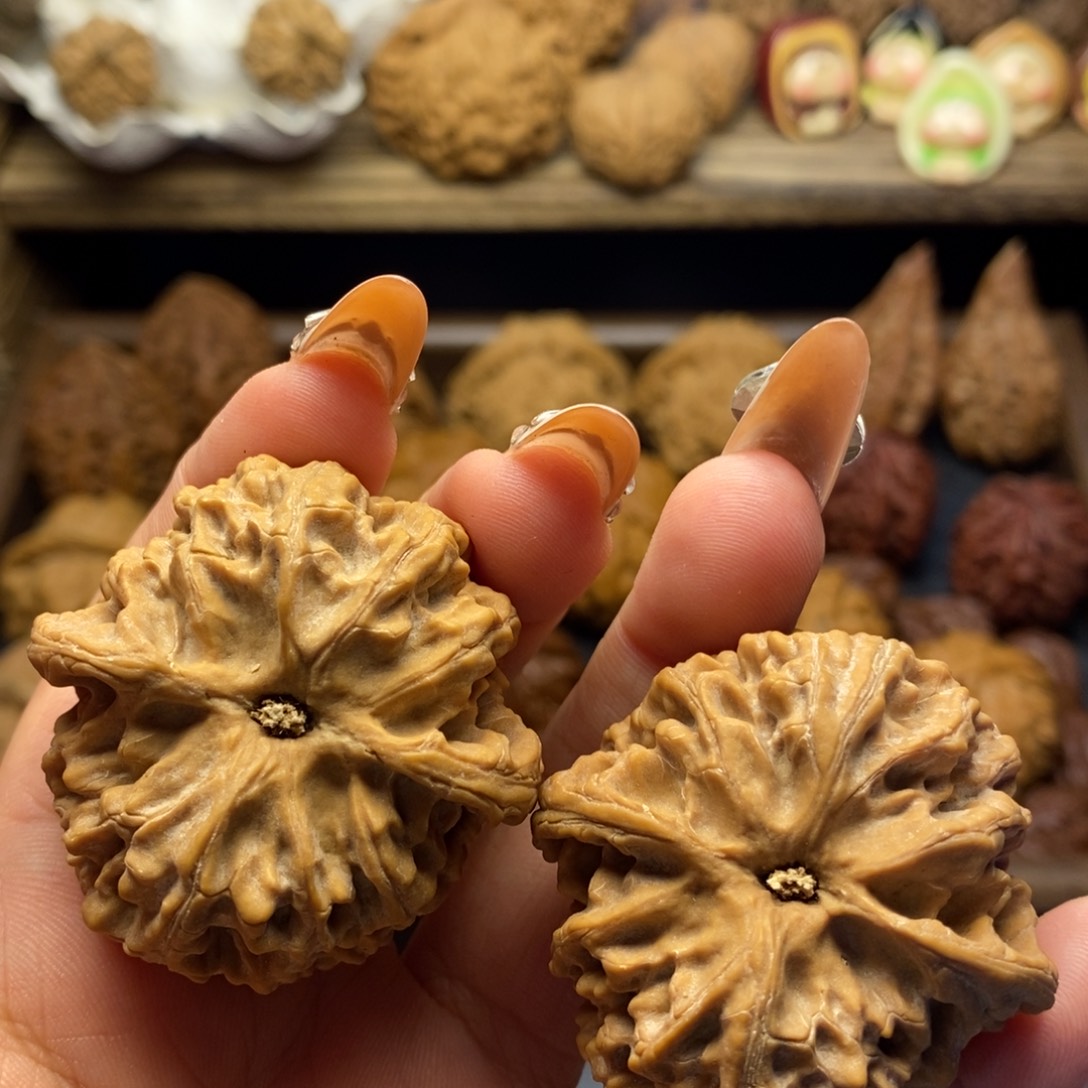 吊坠文玩核桃093苹果园43