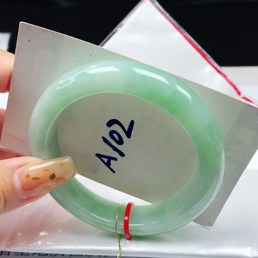 【闪购商品】翡翠手镯未镶嵌 正圈53+