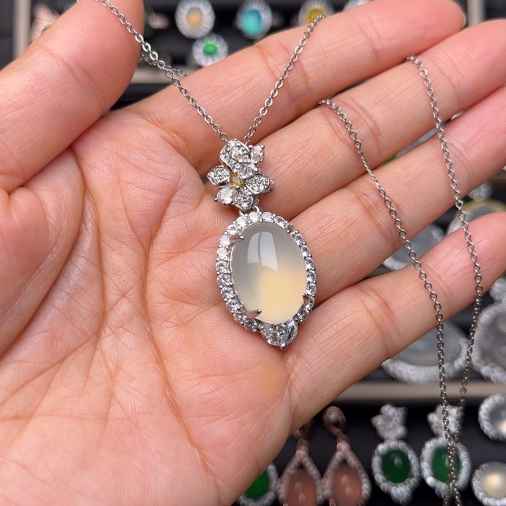 玛瑙/玉髓合金颈饰