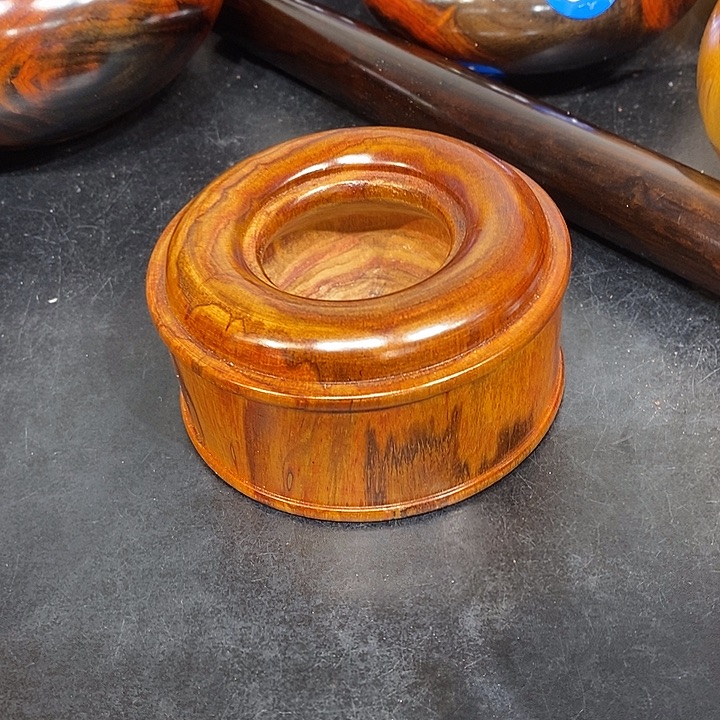 西****黄花梨底座一个的