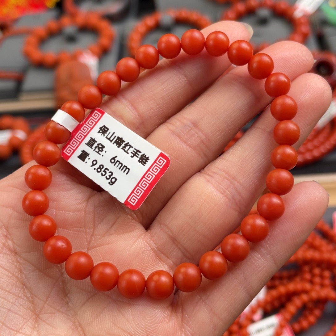 南红玛瑙手串未镶嵌
