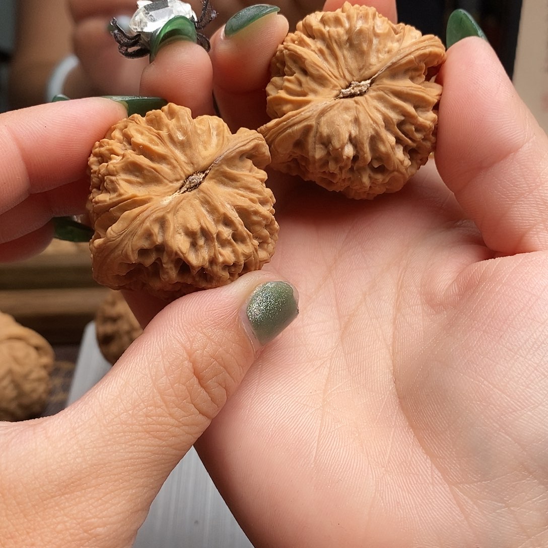 %***7文玩核桃吊坠全品南疆石40尺