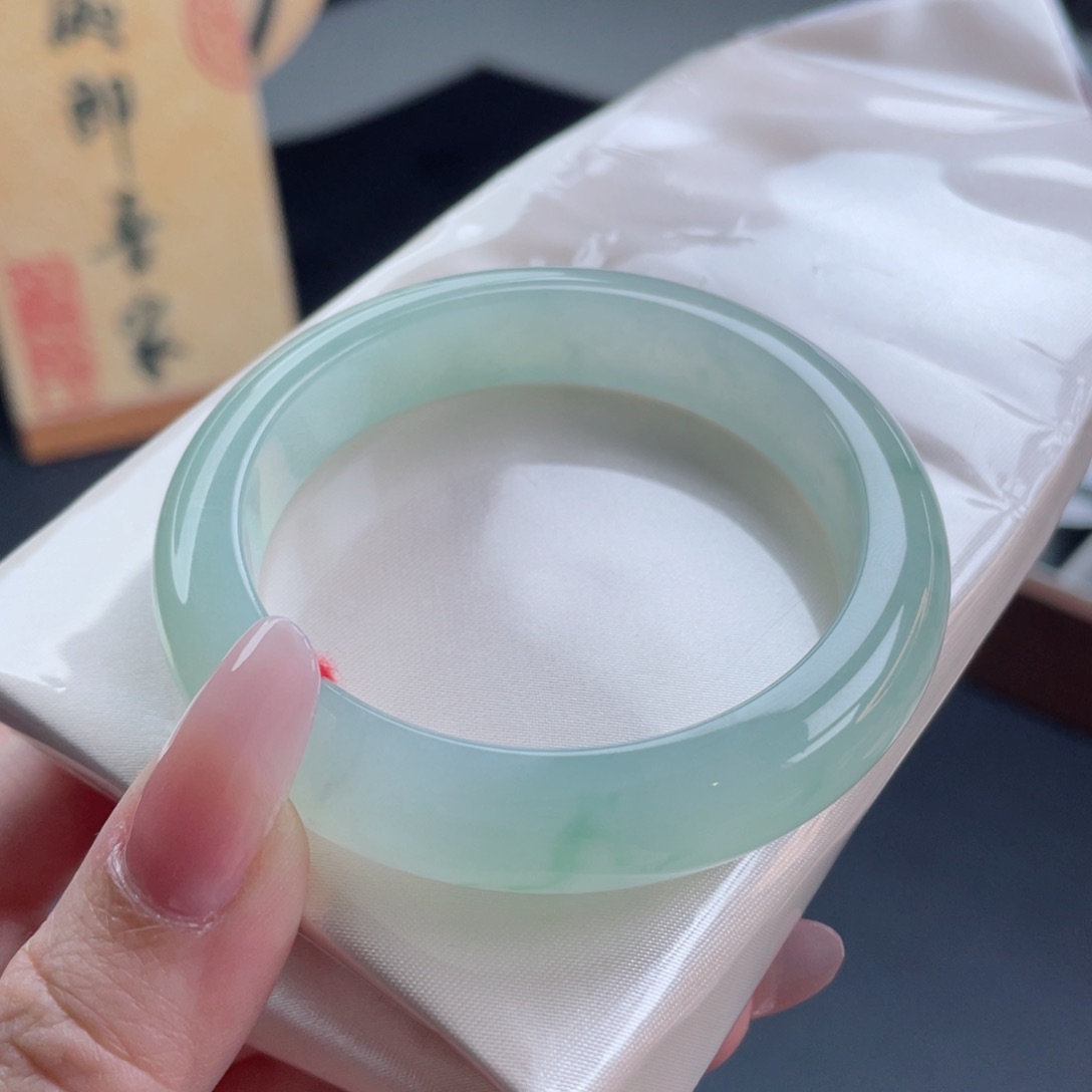 未镶嵌手镯翡翠54.2冰绿芙蓉 水光潋滟 花柳酣风日47号