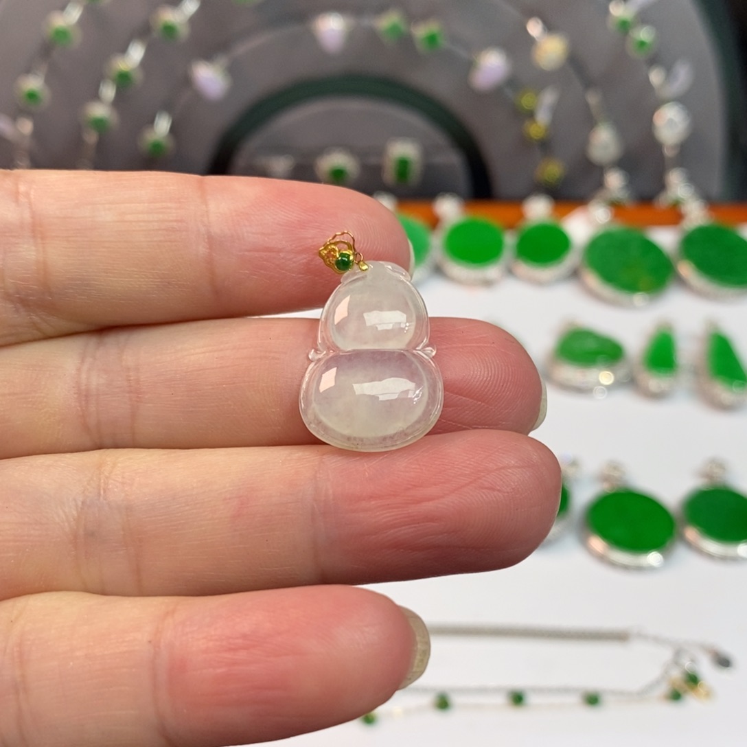 翡翠18K金镶嵌吊坠(不含链)吊坠