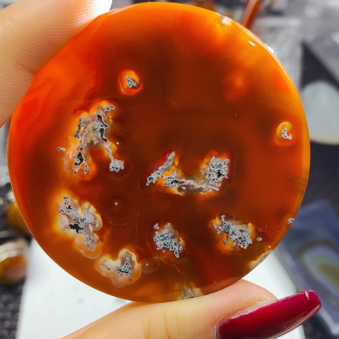 玛瑙/玉髓颈饰未镶嵌