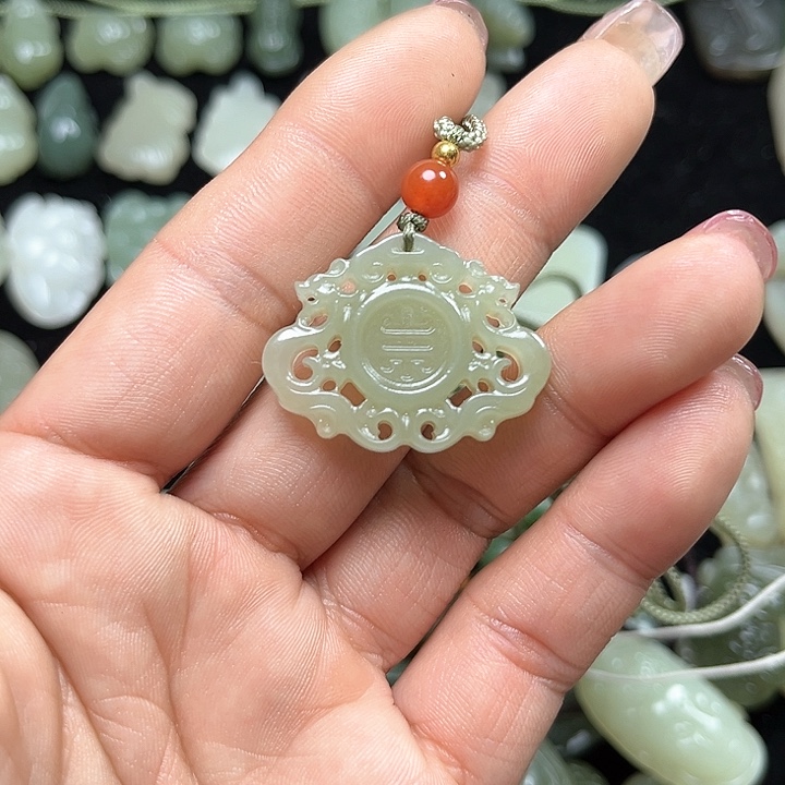 【闪购商品】和田玉颈饰未镶嵌