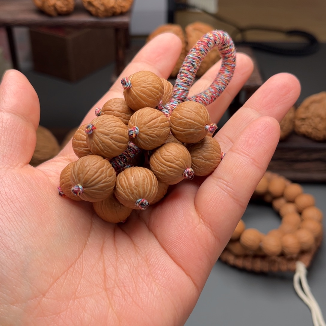 阿***.吊坠文玩核桃葡萄串