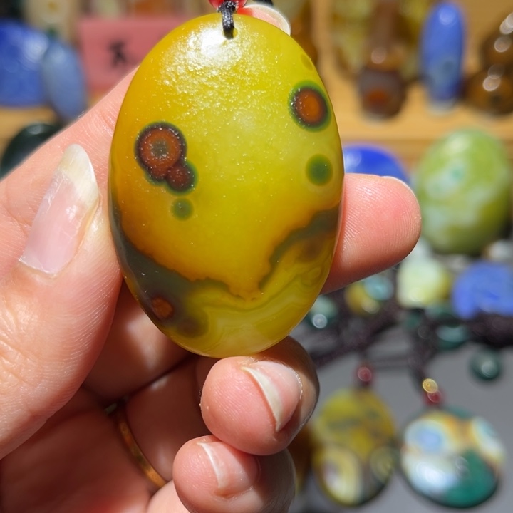 玛瑙/玉髓未镶嵌颈饰