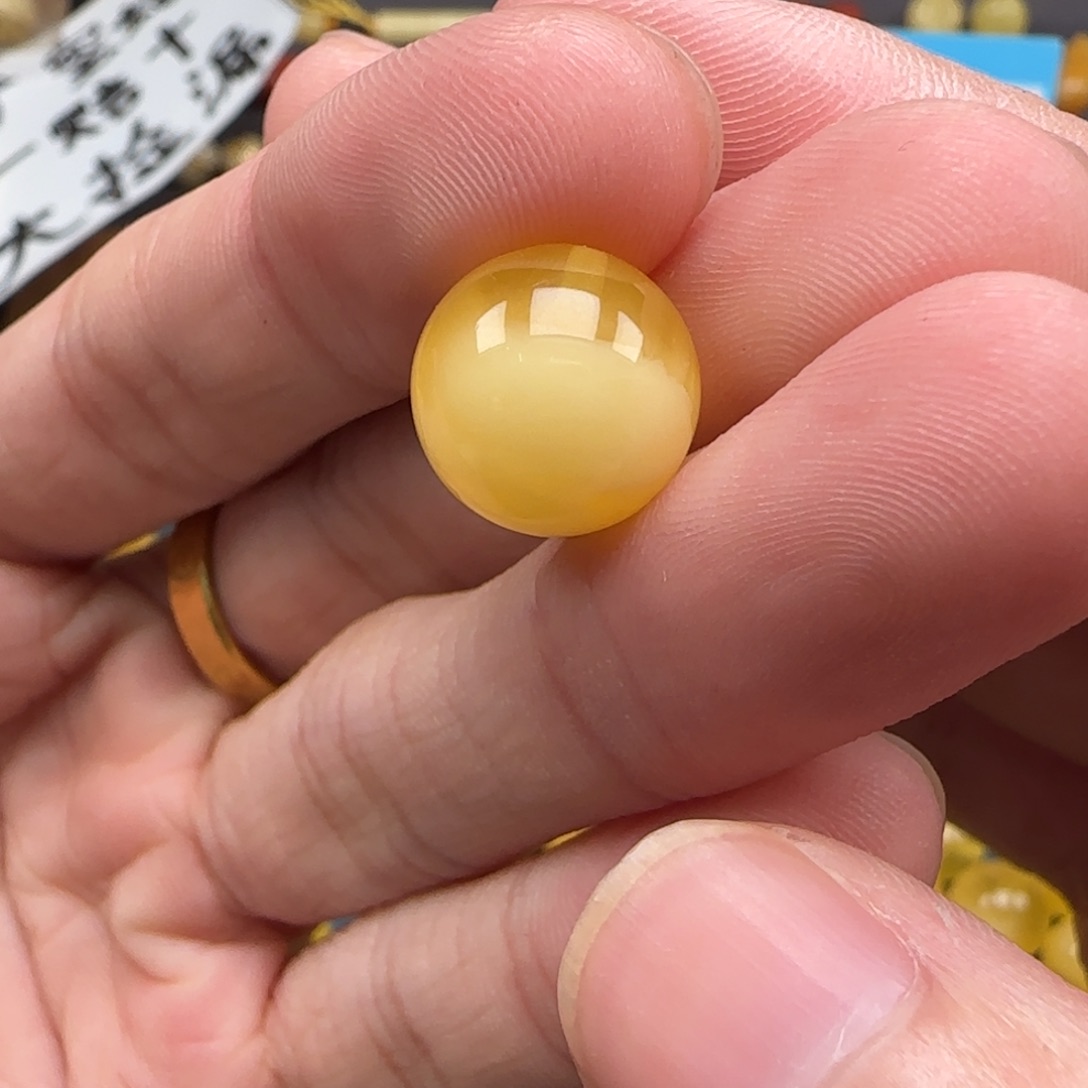 蜜蜡裸石未镶嵌天然c39